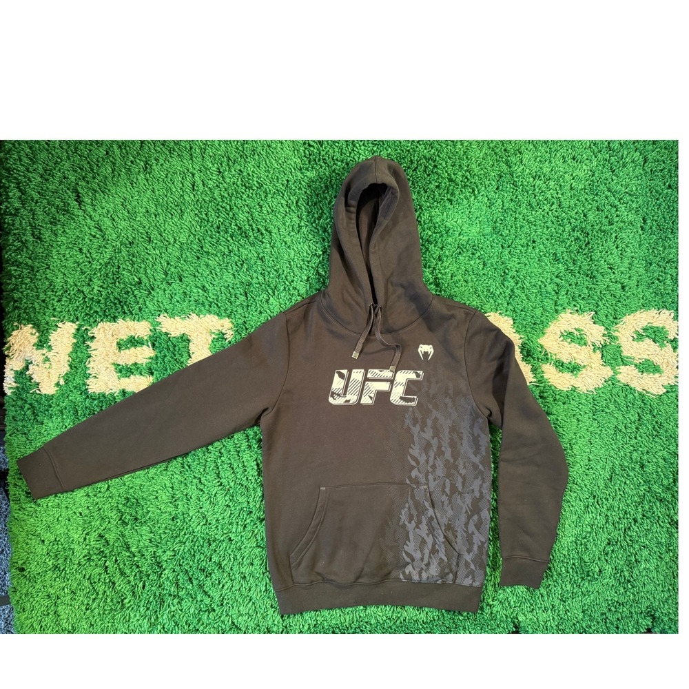 Venum UFC Fight Week Hoodie Mens M Black New With Imperfections Pullover Graphic
